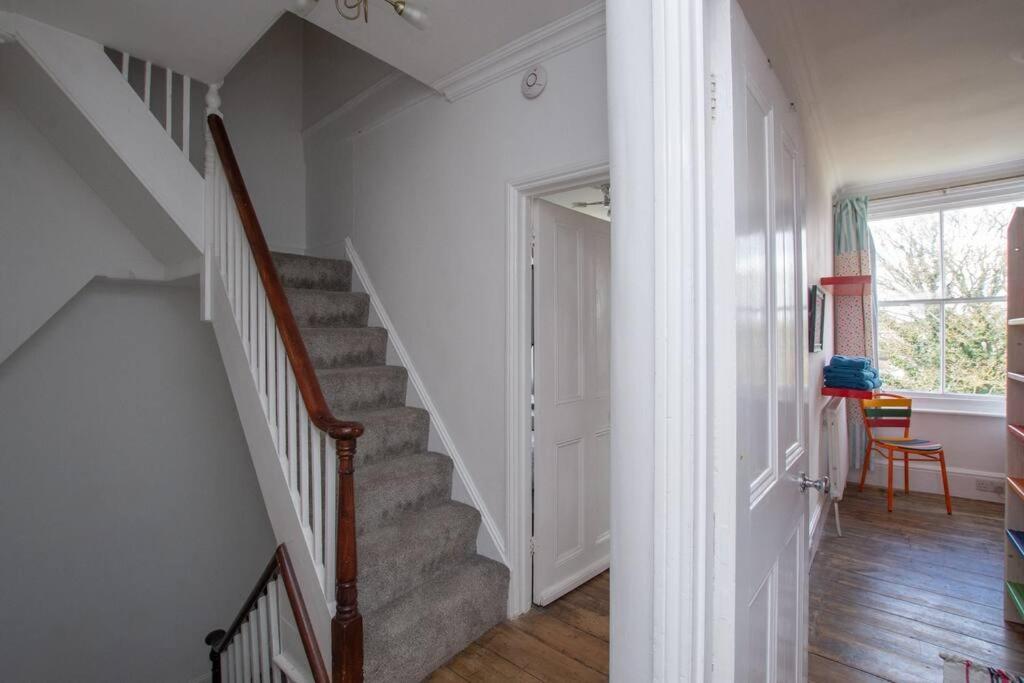 Stunning Large Victorian Maisonette With Sea View Deal Exteriér fotografie